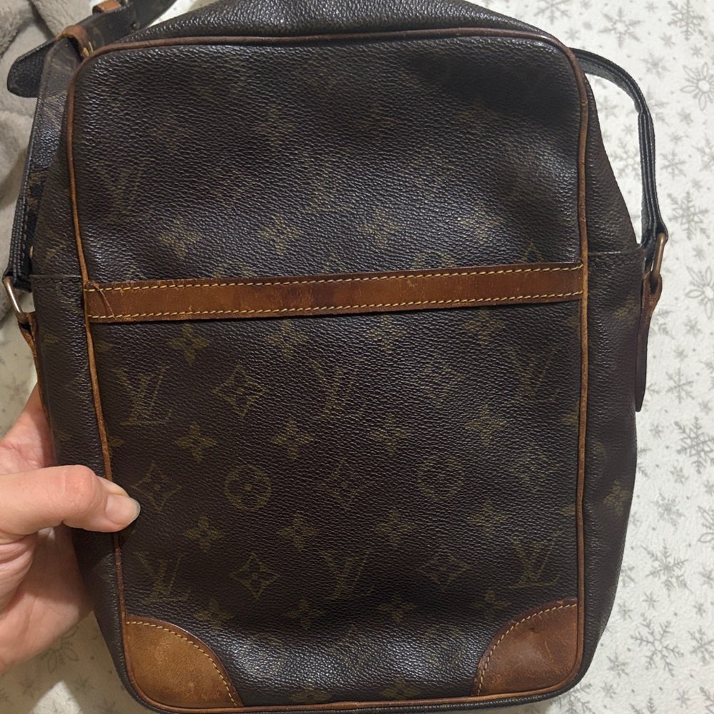 Louis Vuitton Danube larger size